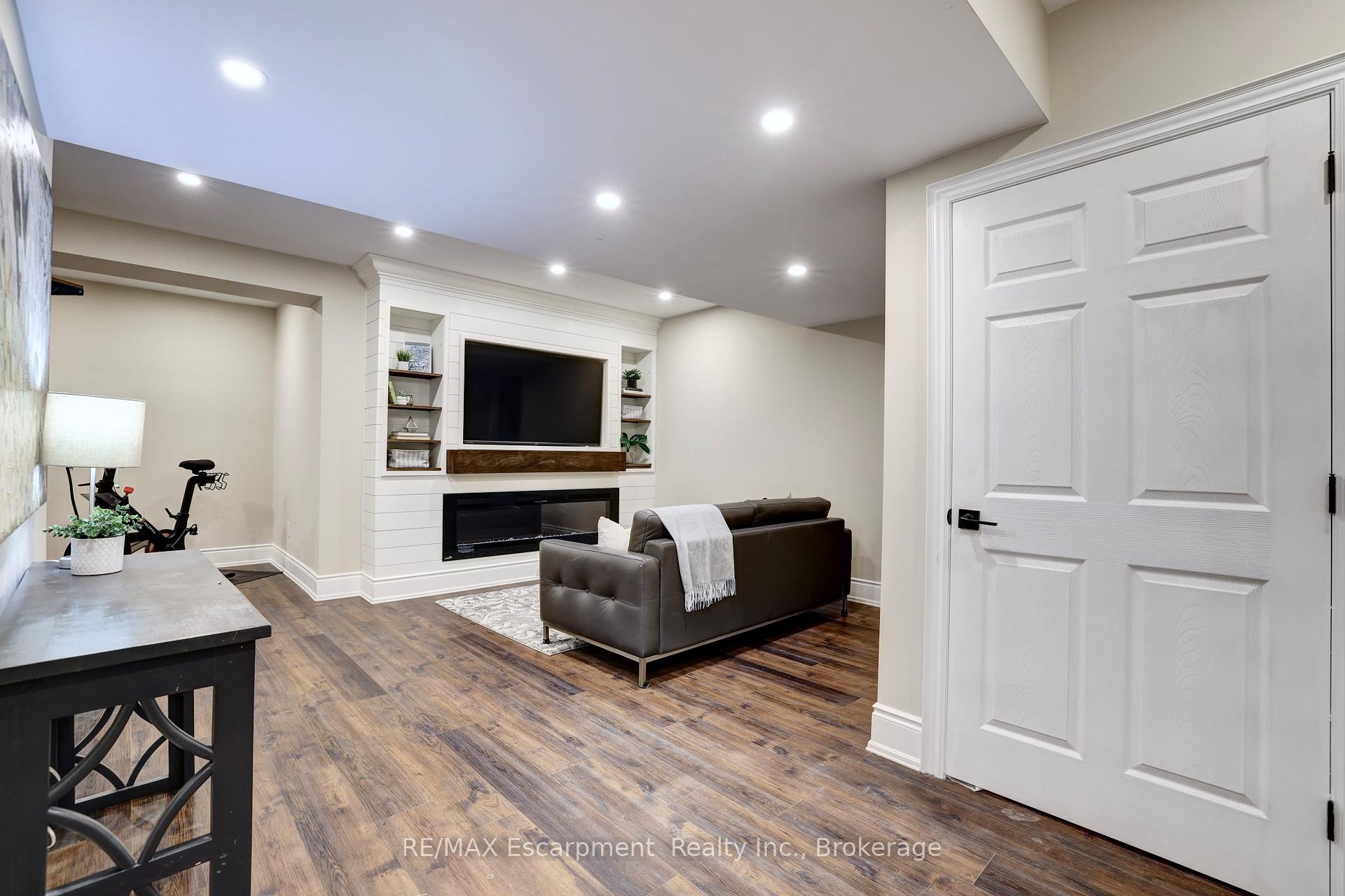 Photo 34 of 48 Palomino Drive, Hamilton, Carlisle — HOMEH