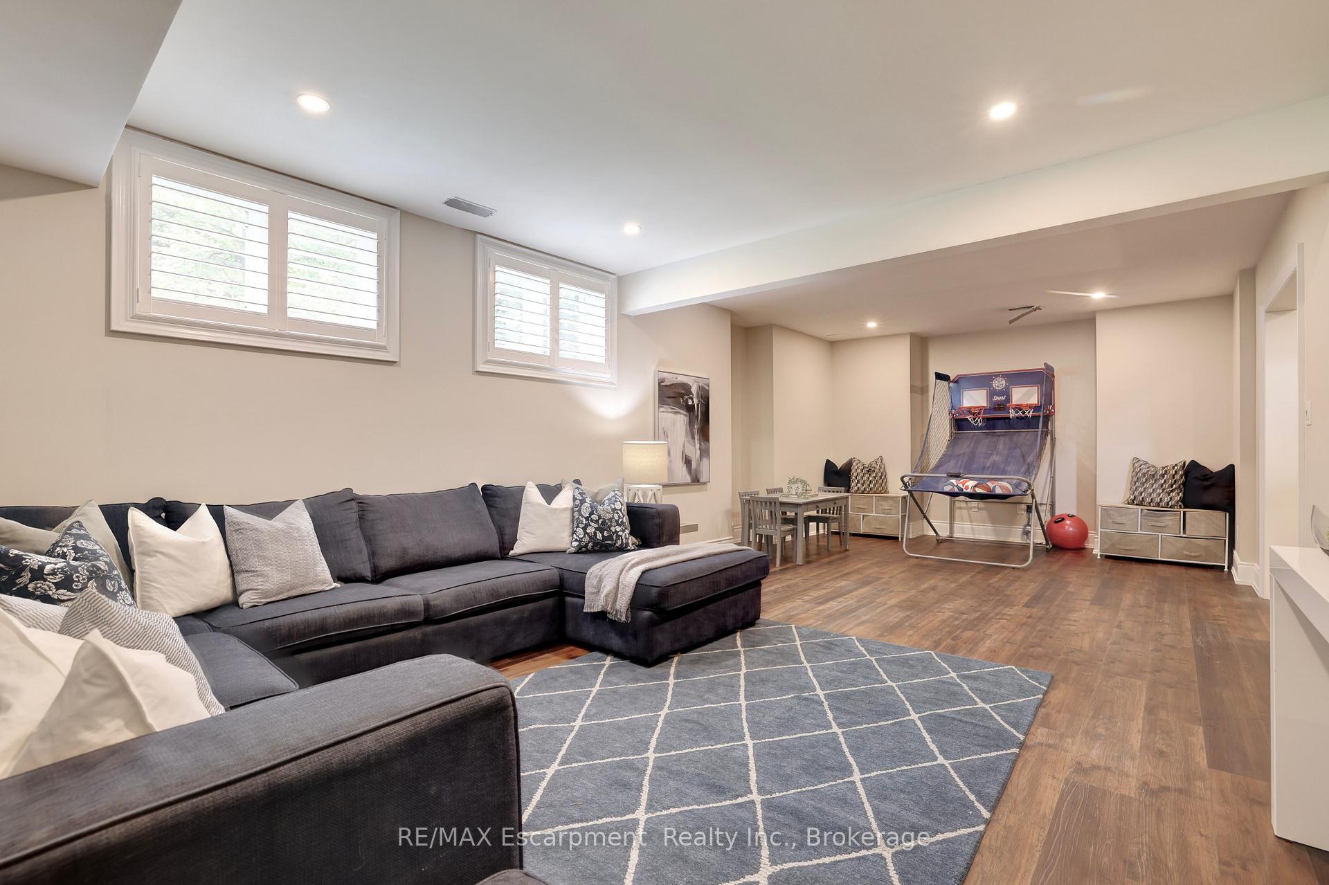 Photo 40 of 48 Palomino Drive, Hamilton, Carlisle — HOMEH