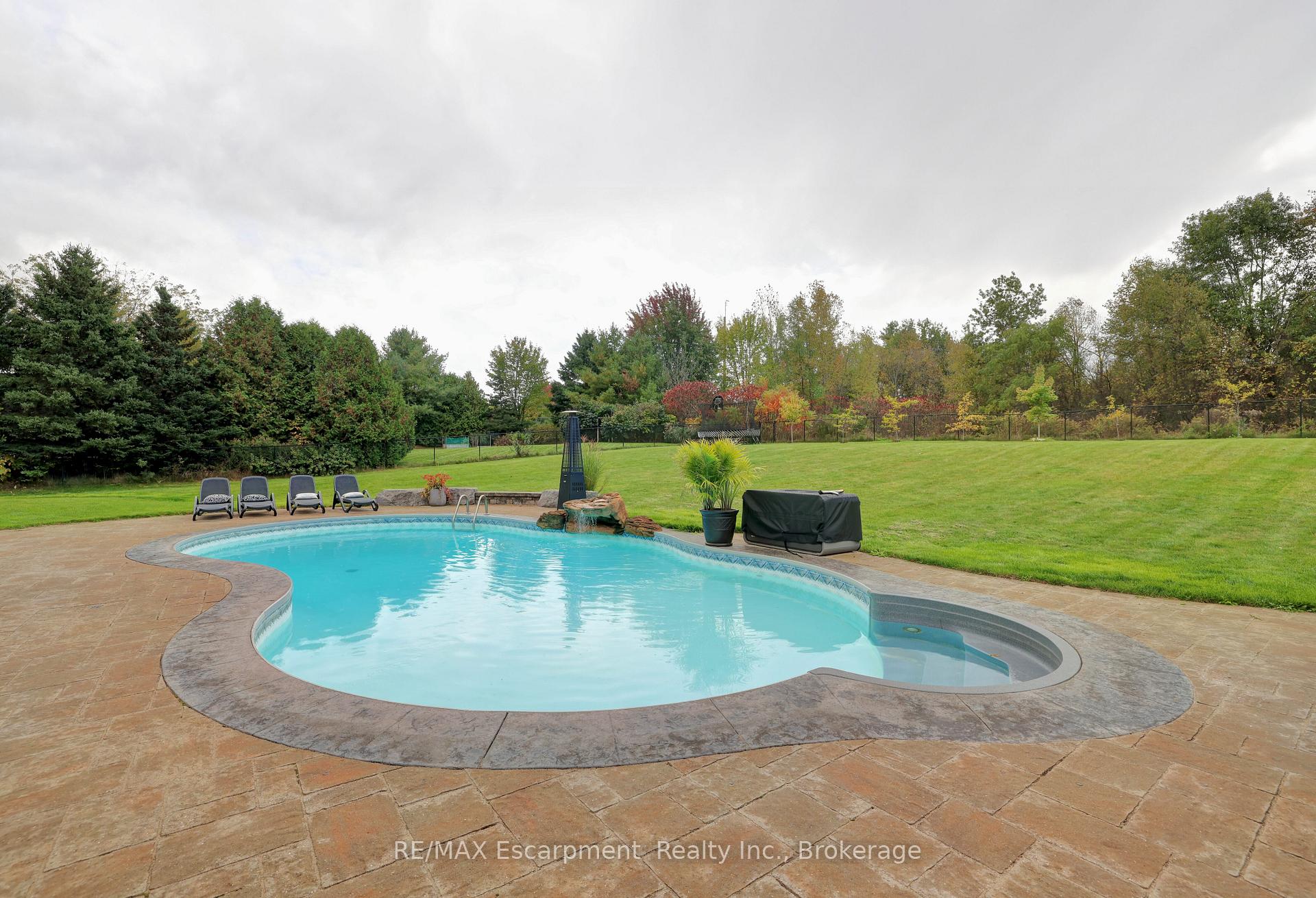 Photo 43 of 48 Palomino Drive, Hamilton, Carlisle — HOMEH