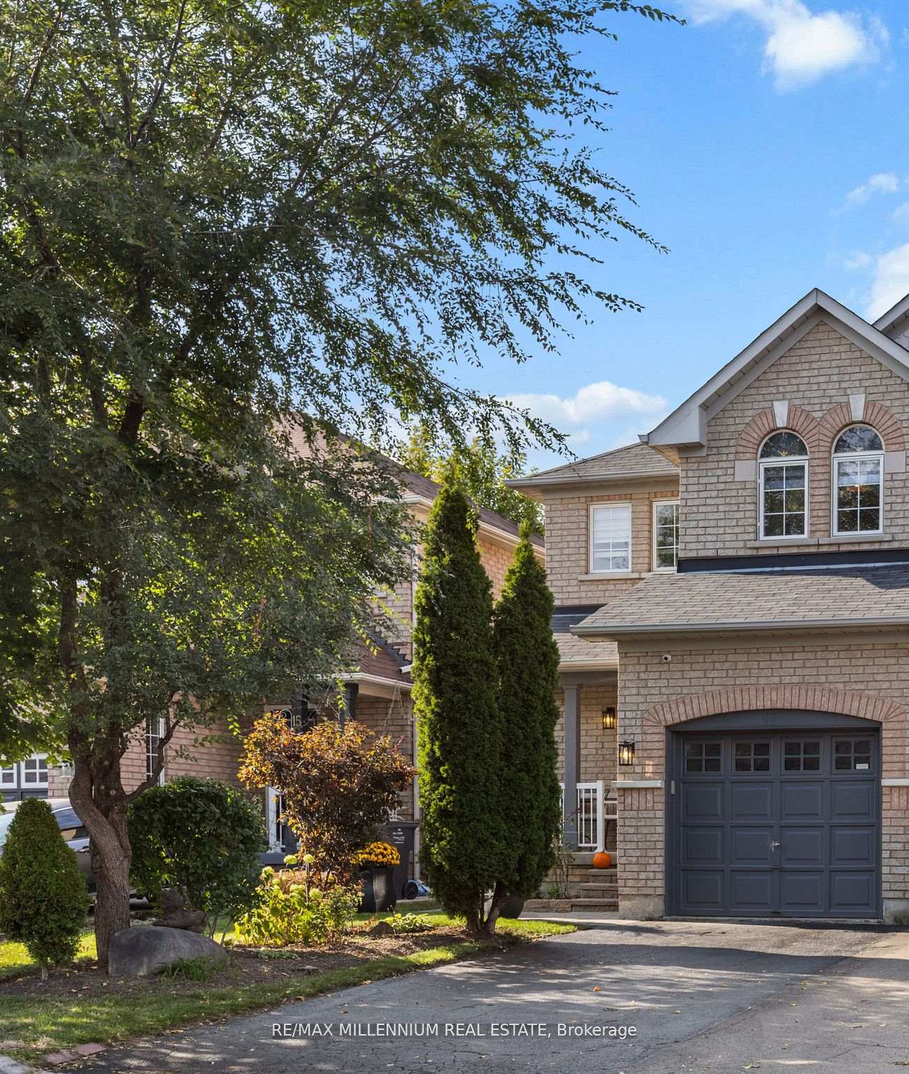 Photo 3 of 17 Prince Crescent, Brampton, Northwest Sandalwood Parkway — HOMEH