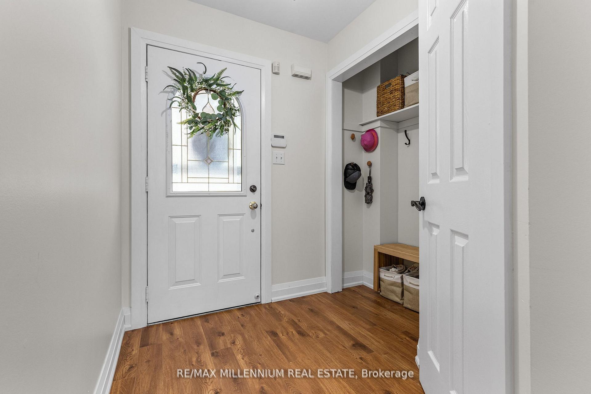 Photo 7 of 17 Prince Crescent, Brampton, Northwest Sandalwood Parkway — HOMEH