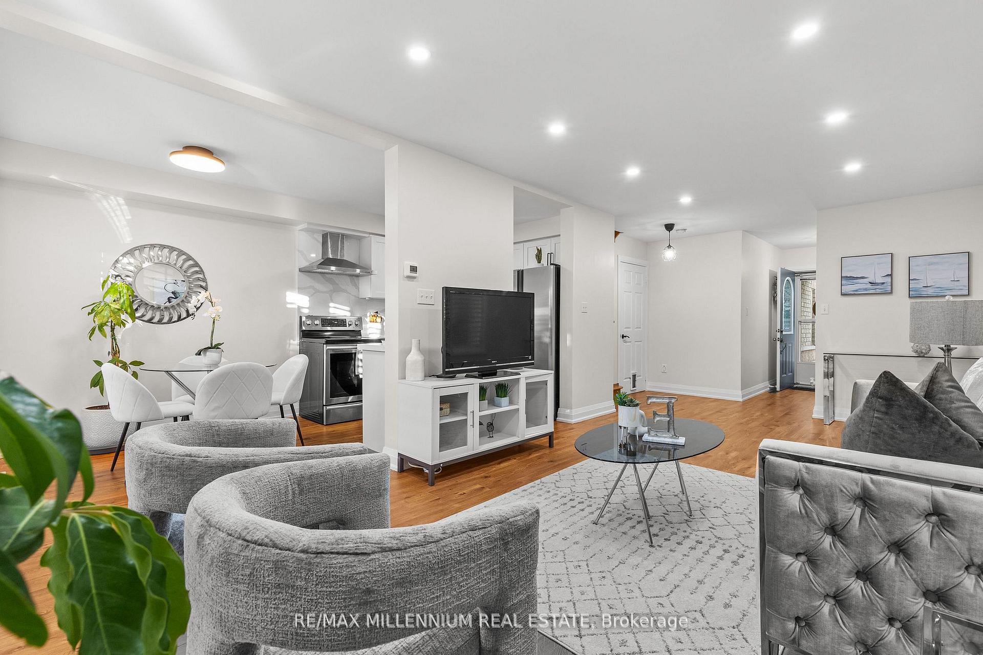 Photo 9 of 17 Prince Crescent, Brampton, Northwest Sandalwood Parkway — HOMEH