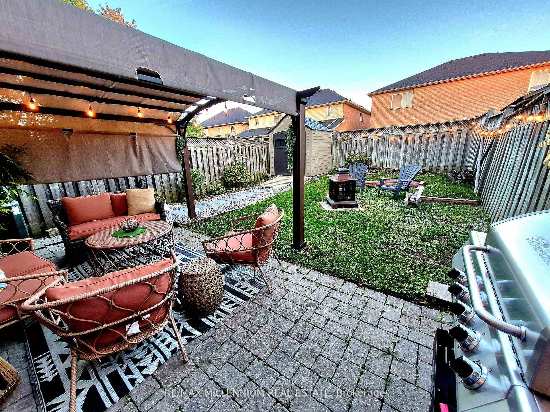 Photo 37 of 17 Prince Crescent, Brampton, Northwest Sandalwood Parkway — HOMEH
