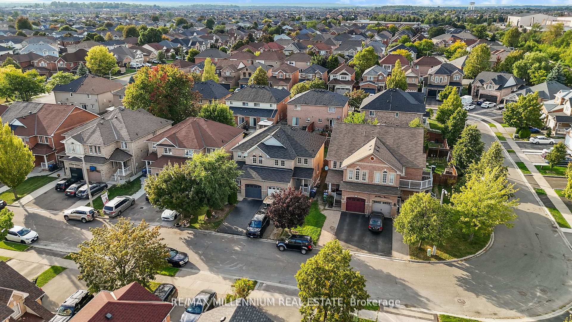 Photo 41 of 17 Prince Crescent, Brampton, Northwest Sandalwood Parkway — HOMEH