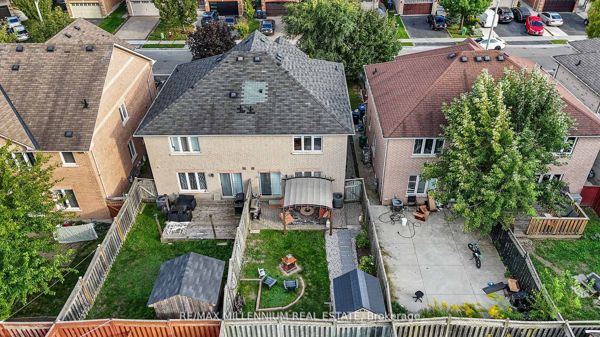 Photo 43 of 17 Prince Crescent, Brampton, Northwest Sandalwood Parkway — HOMEH