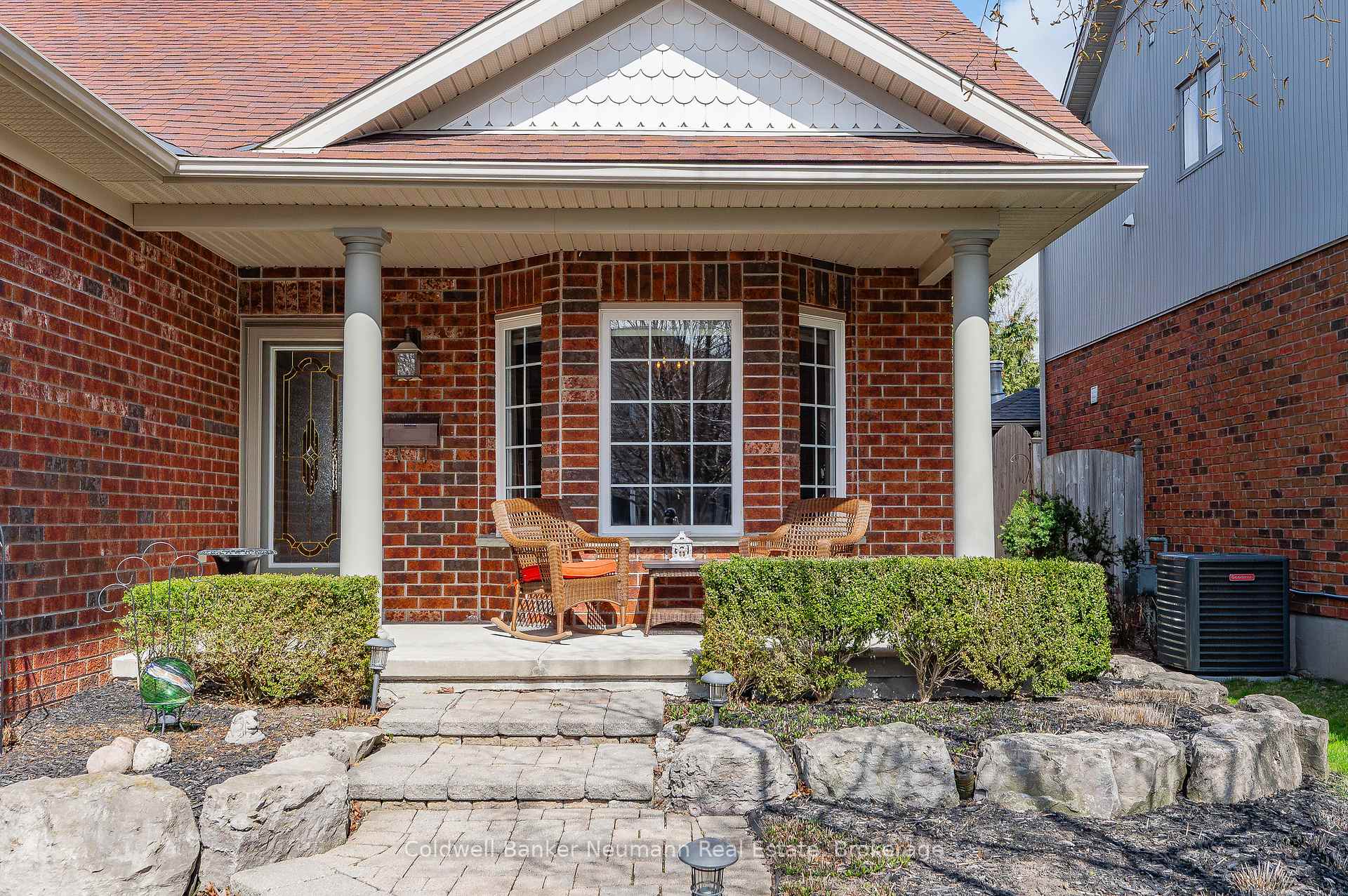 Photo 1 of 34 Blair Drive, Guelph, Pineridge/Westminster Woods — HOMEH