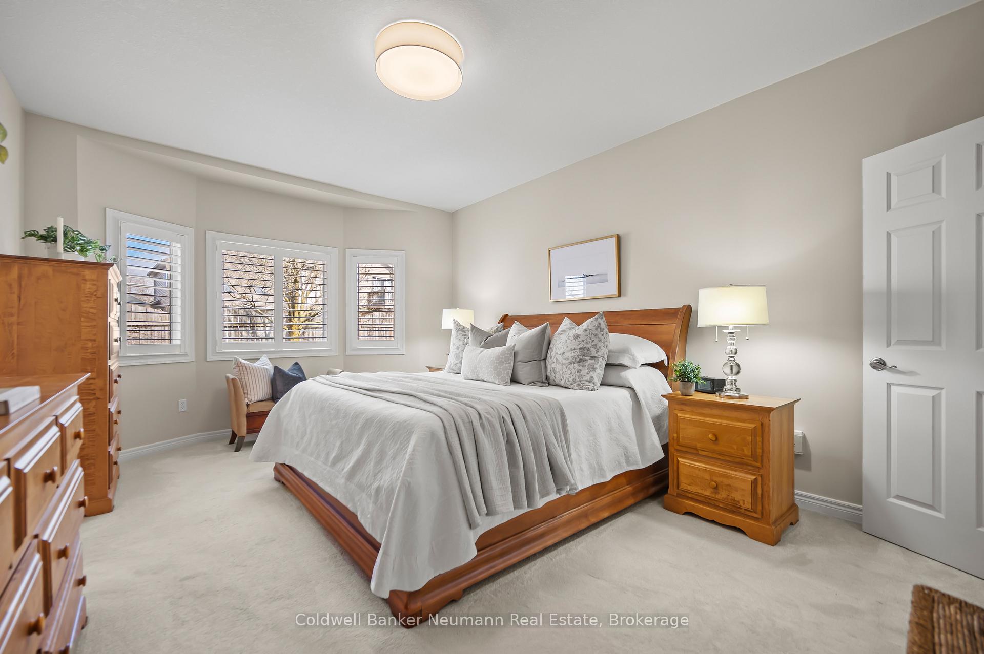 Photo 16 of 34 Blair Drive, Guelph, Pineridge/Westminster Woods — HOMEH