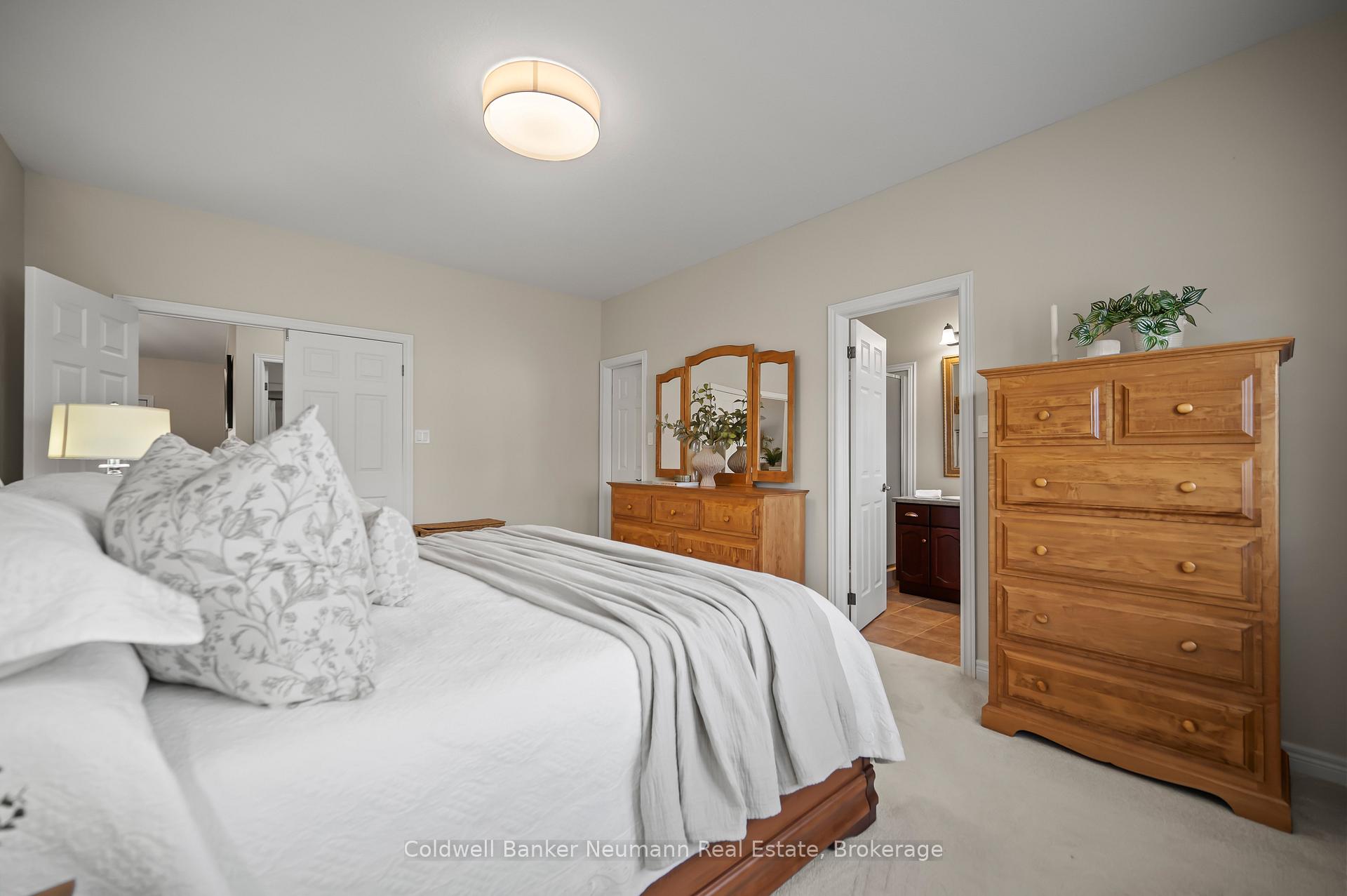 Photo 18 of 34 Blair Drive, Guelph, Pineridge/Westminster Woods — HOMEH