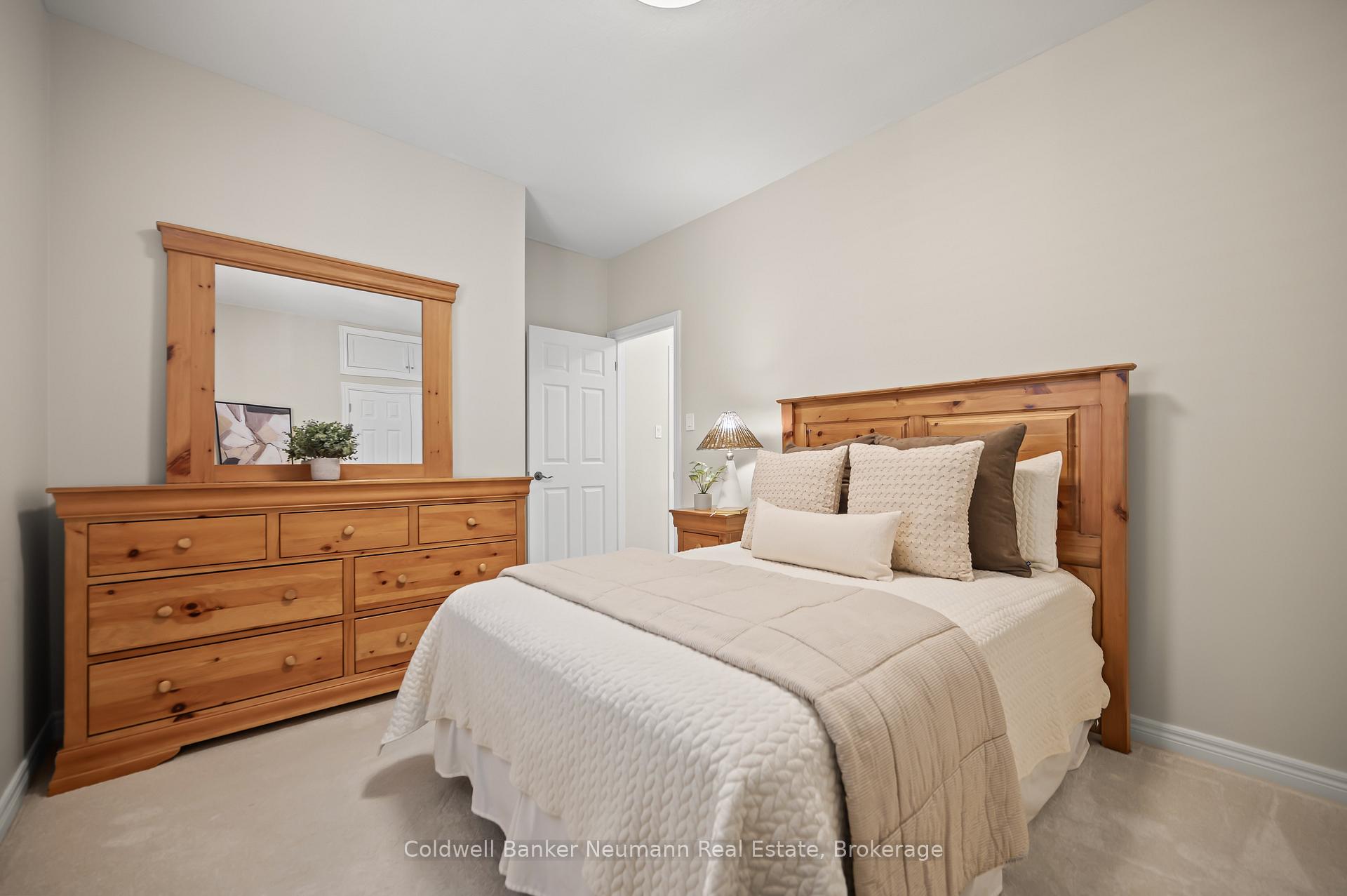 Photo 23 of 34 Blair Drive, Guelph, Pineridge/Westminster Woods — HOMEH