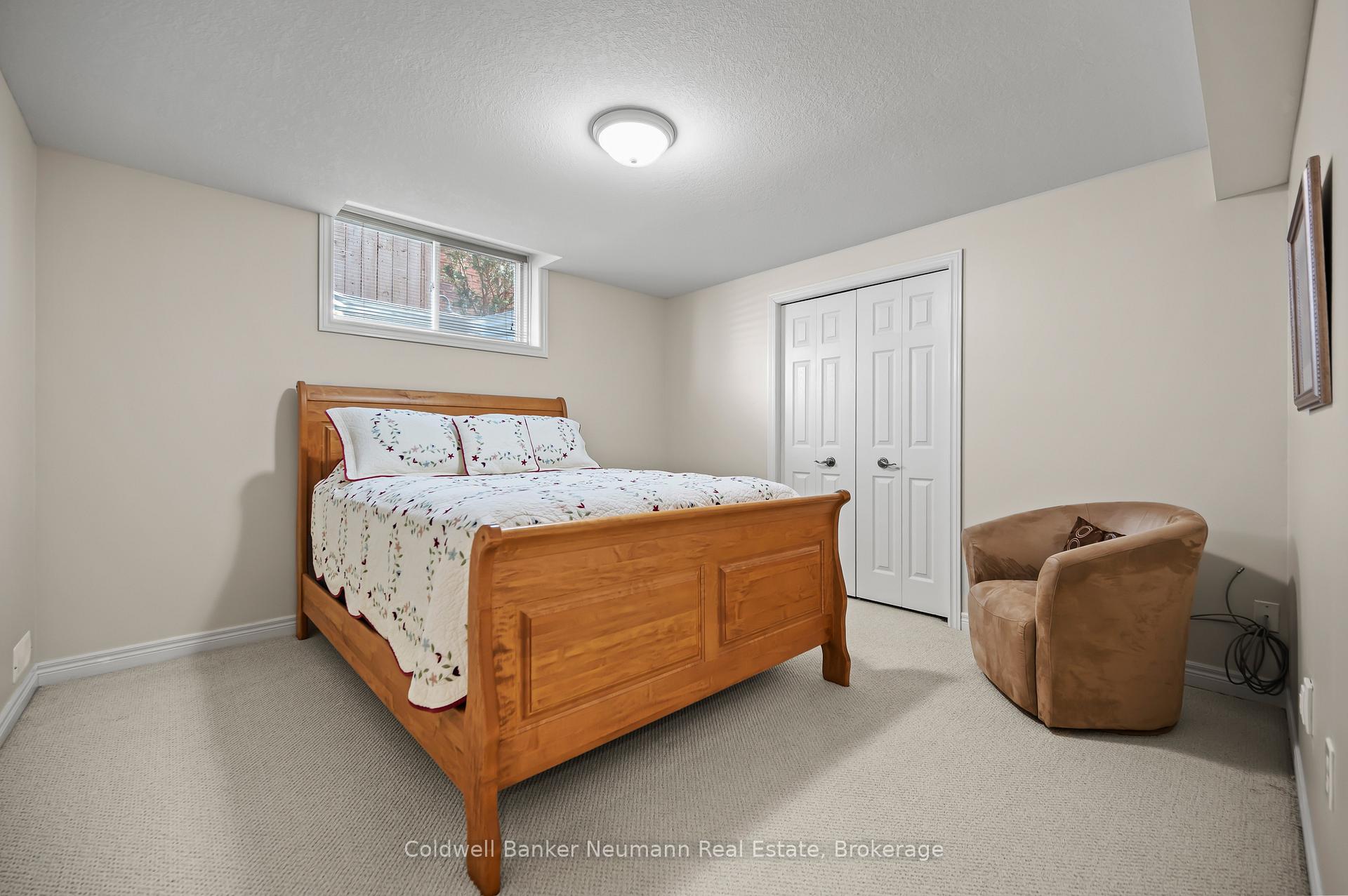 Photo 32 of 34 Blair Drive, Guelph, Pineridge/Westminster Woods — HOMEH