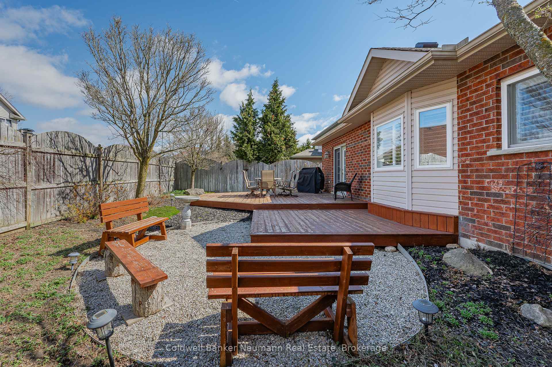 Photo 39 of 34 Blair Drive, Guelph, Pineridge/Westminster Woods — HOMEH