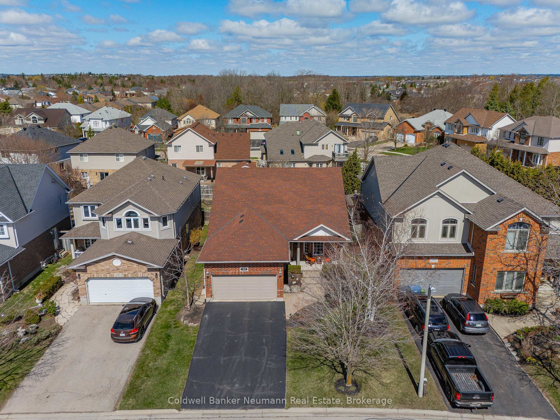 Photo 42 of 34 Blair Drive, Guelph, Pineridge/Westminster Woods — HOMEH