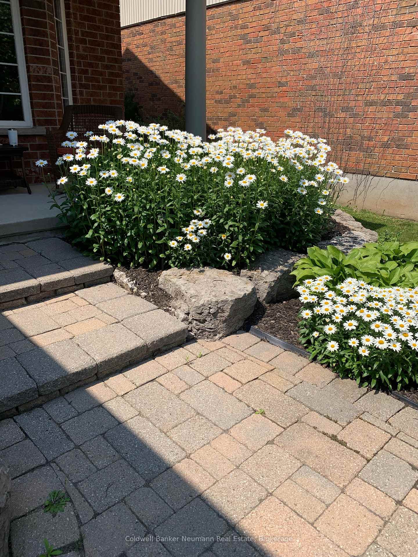Photo 45 of 34 Blair Drive, Guelph, Pineridge/Westminster Woods — HOMEH