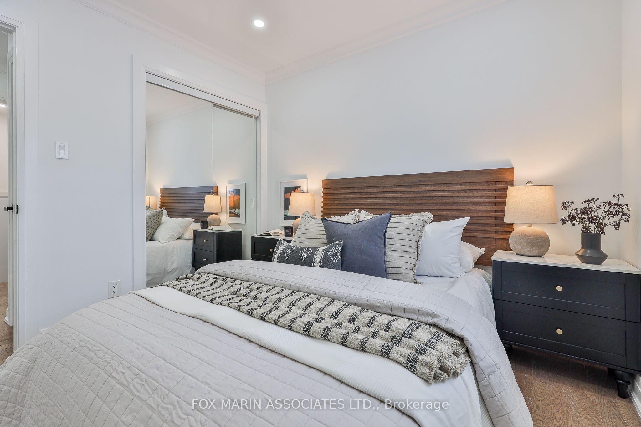 Photo 63 of 57 Gracey Boulevard, Etobicoke, Willowridge-Martingrove-Richview — HOMEH
