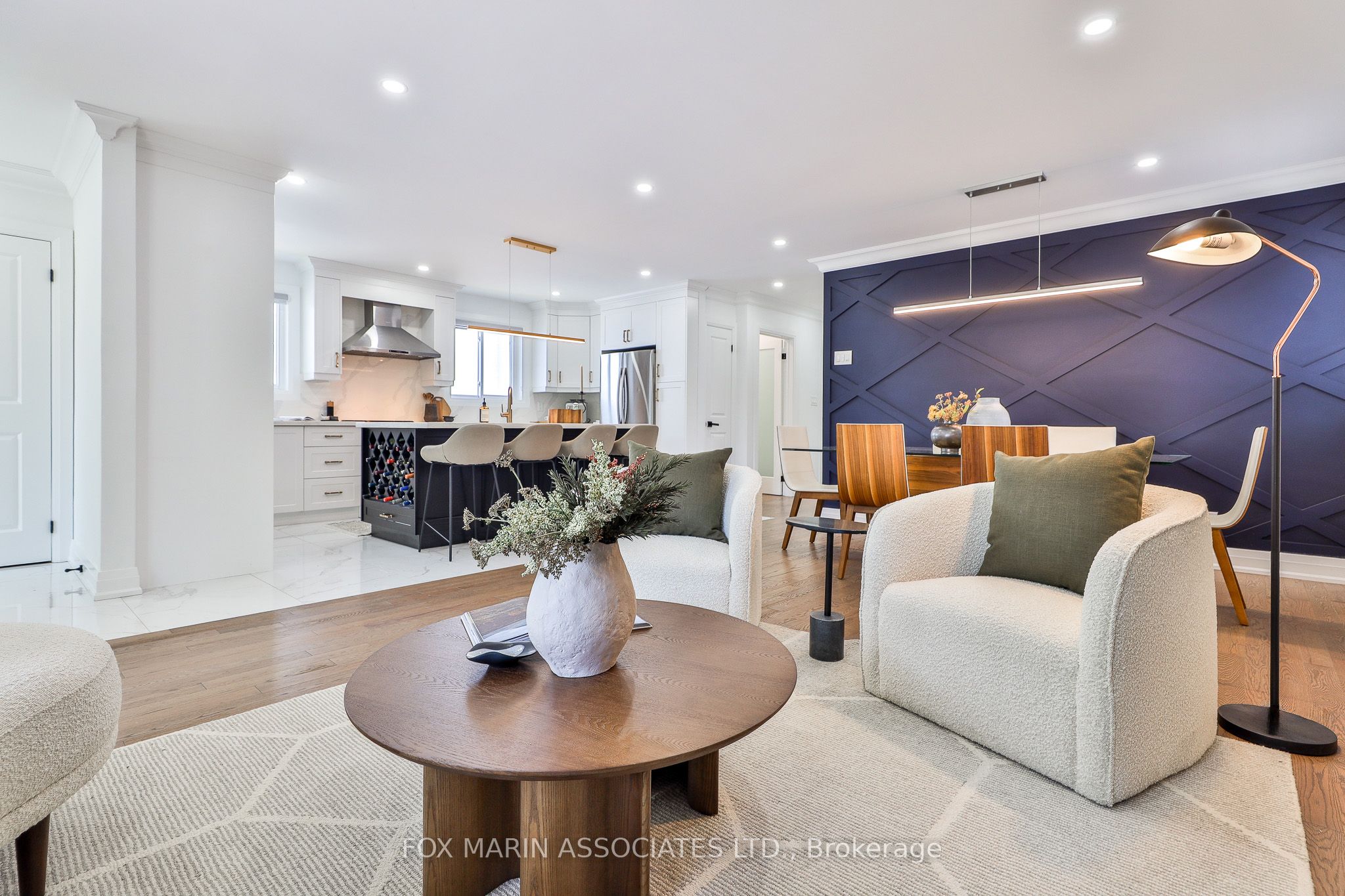 Photo 45 of 57 Gracey Boulevard, Etobicoke, Willowridge-Martingrove-Richview — HOMEH