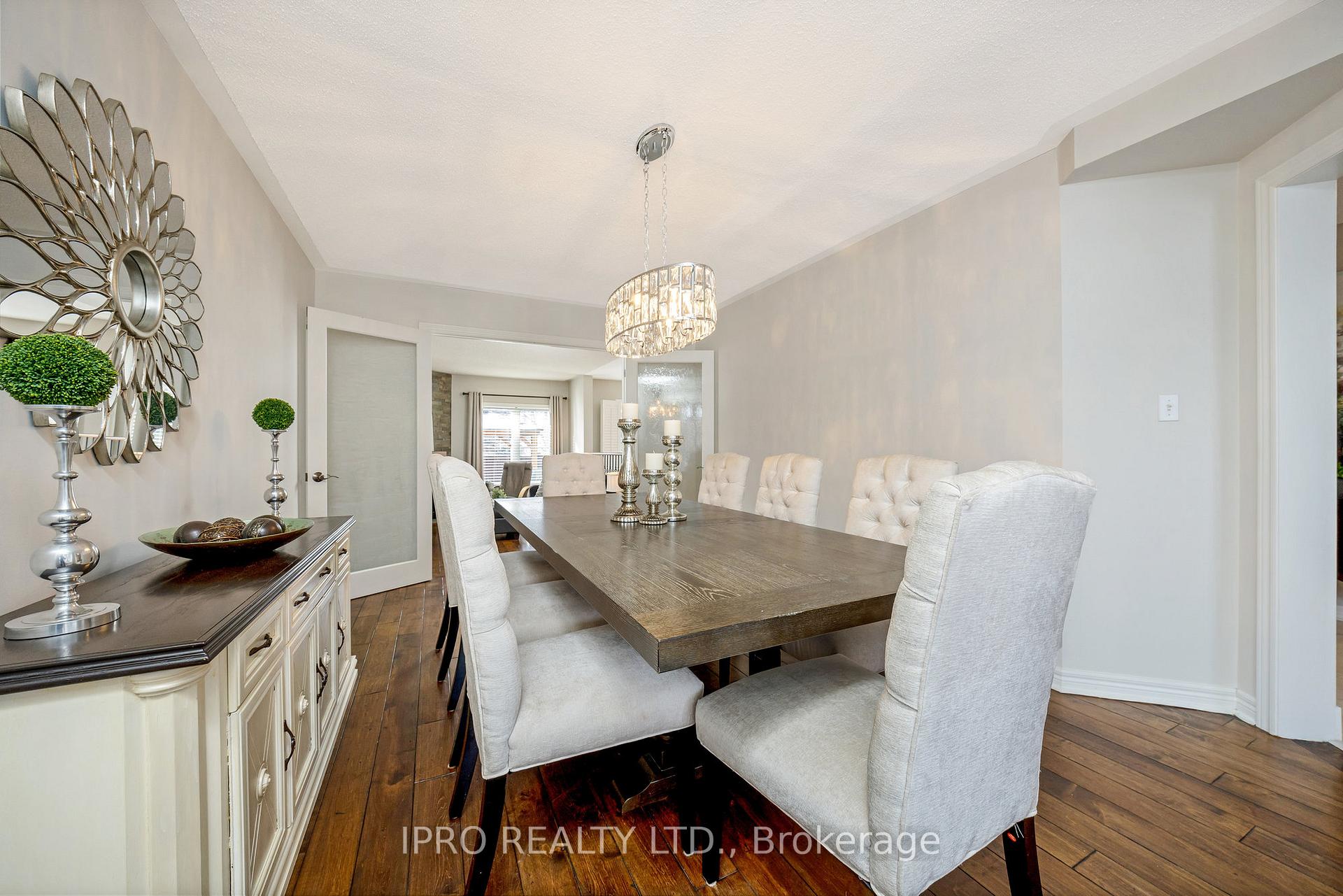 Photo 6 of 66 Forsyth Crescent, Halton Hills, Georgetown — HOMEH