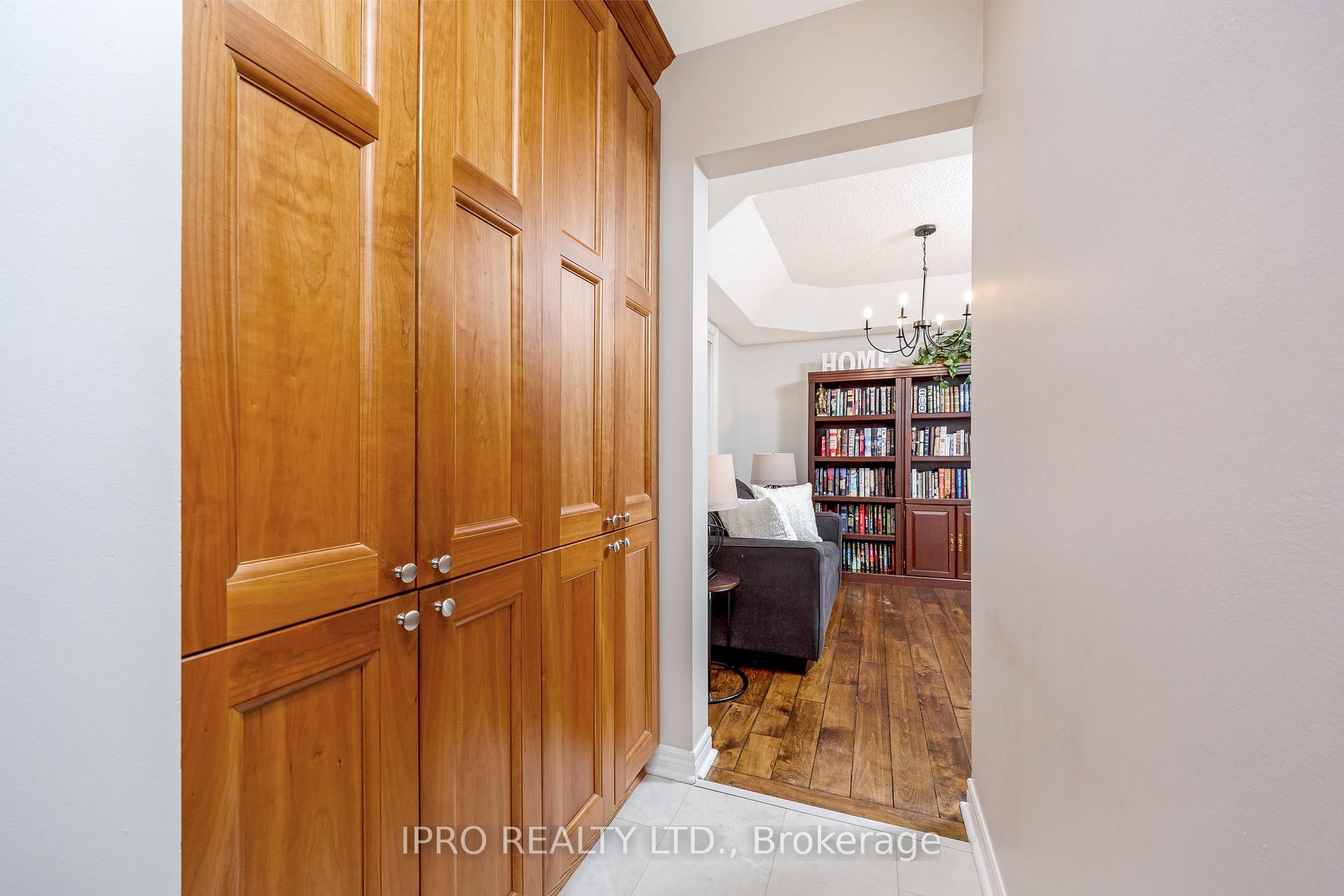 Photo 15 of 66 Forsyth Crescent, Halton Hills, Georgetown — HOMEH