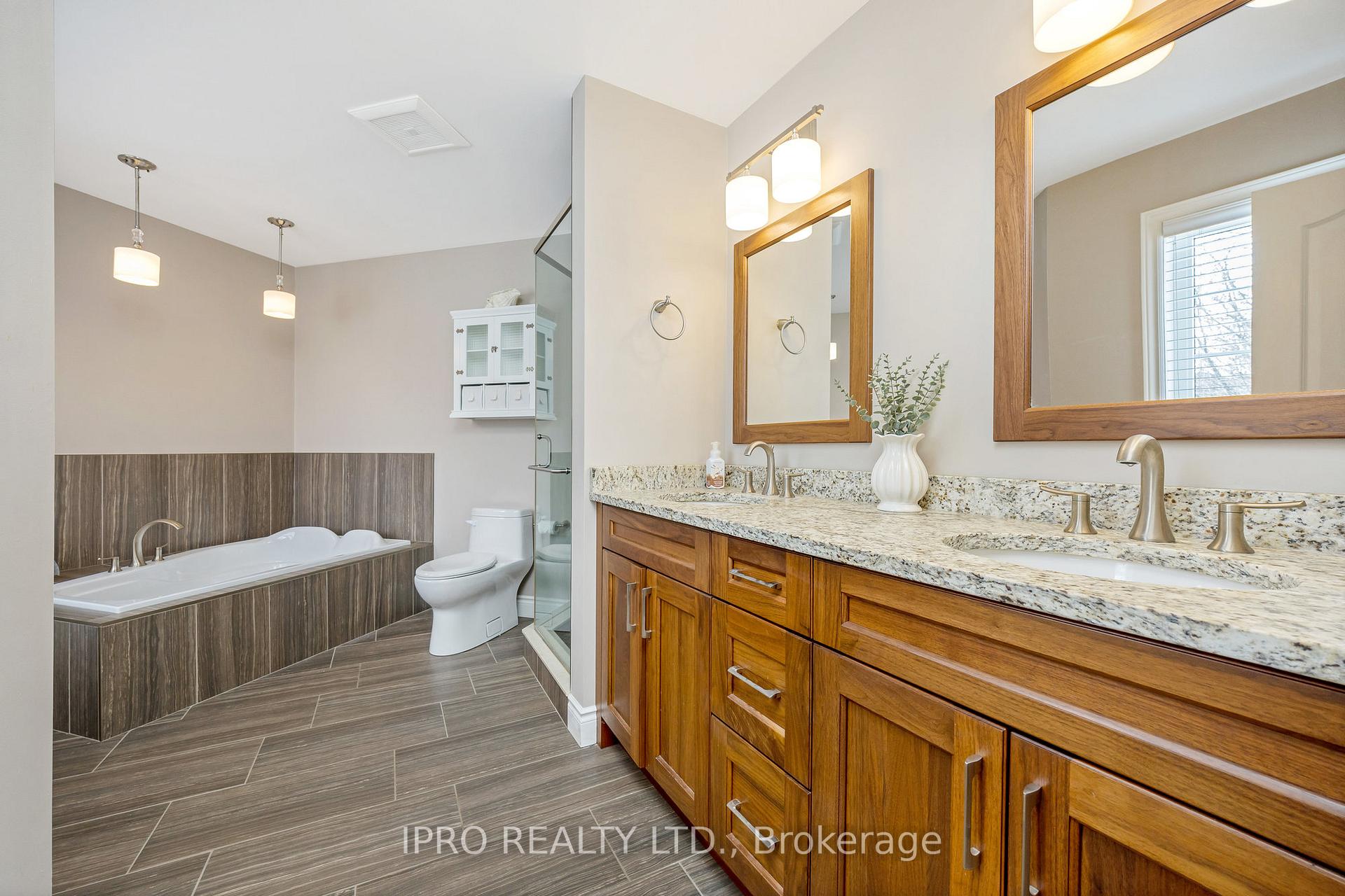 Photo 21 of 66 Forsyth Crescent, Halton Hills, Georgetown — HOMEH