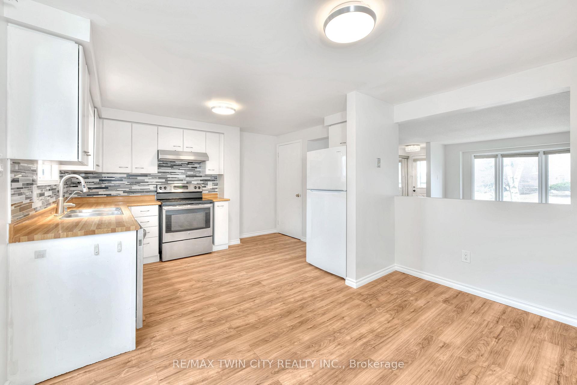 Photo 13 of 44 Cole Road, Guelph, Kortright West — HOMEH