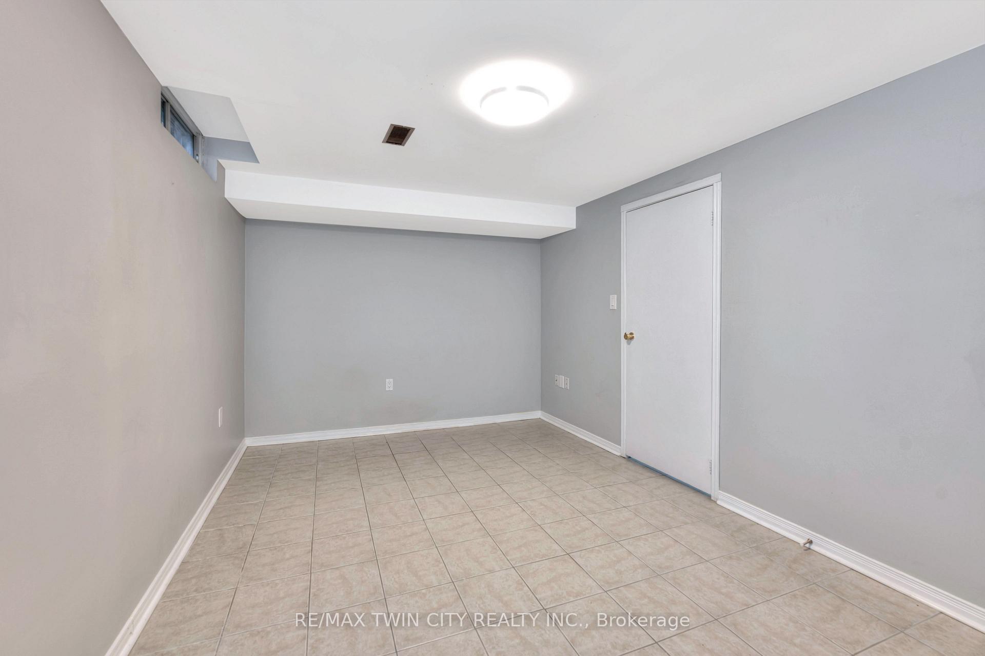 Photo 30 of 44 Cole Road, Guelph, Kortright West — HOMEH