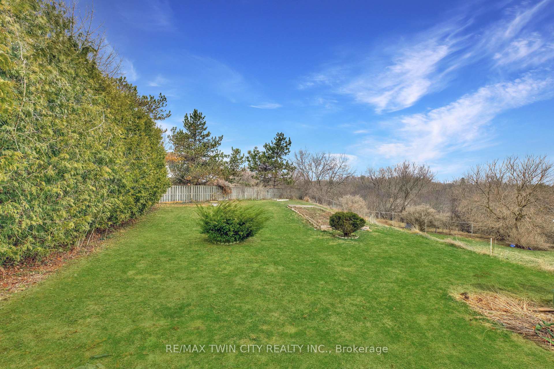 Photo 34 of 44 Cole Road, Guelph, Kortright West — HOMEH