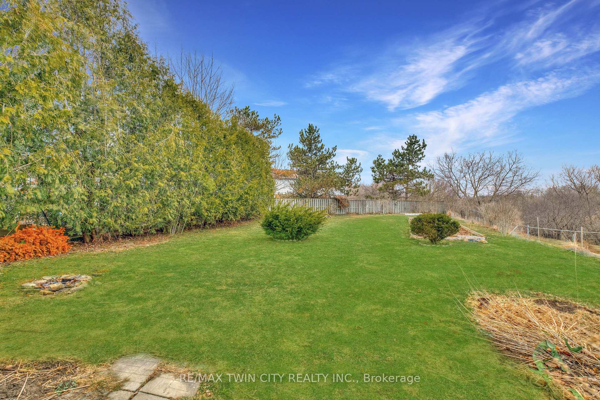 Photo 35 of 44 Cole Road, Guelph, Kortright West — HOMEH