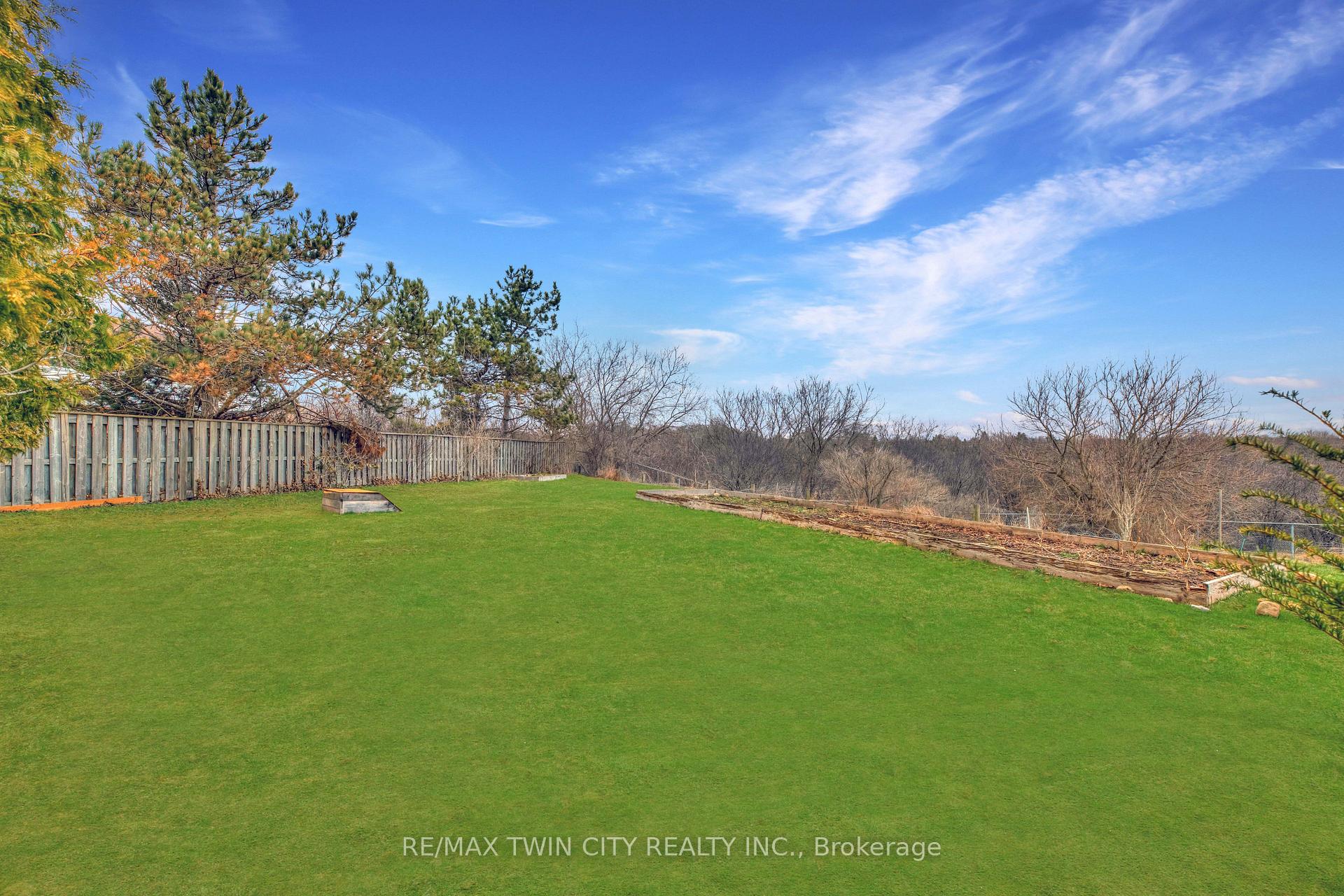 Photo 36 of 44 Cole Road, Guelph, Kortright West — HOMEH