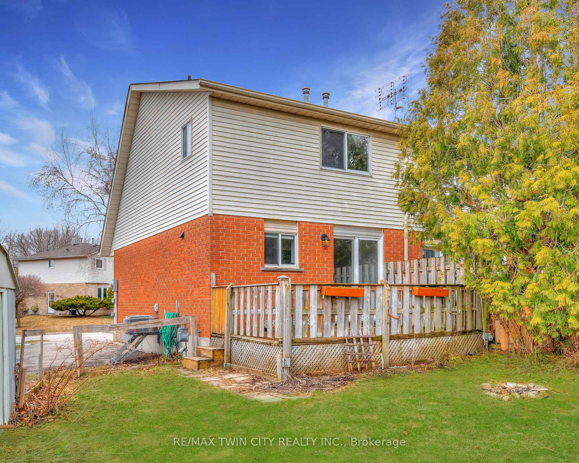 Photo 39 of 44 Cole Road, Guelph, Kortright West — HOMEH