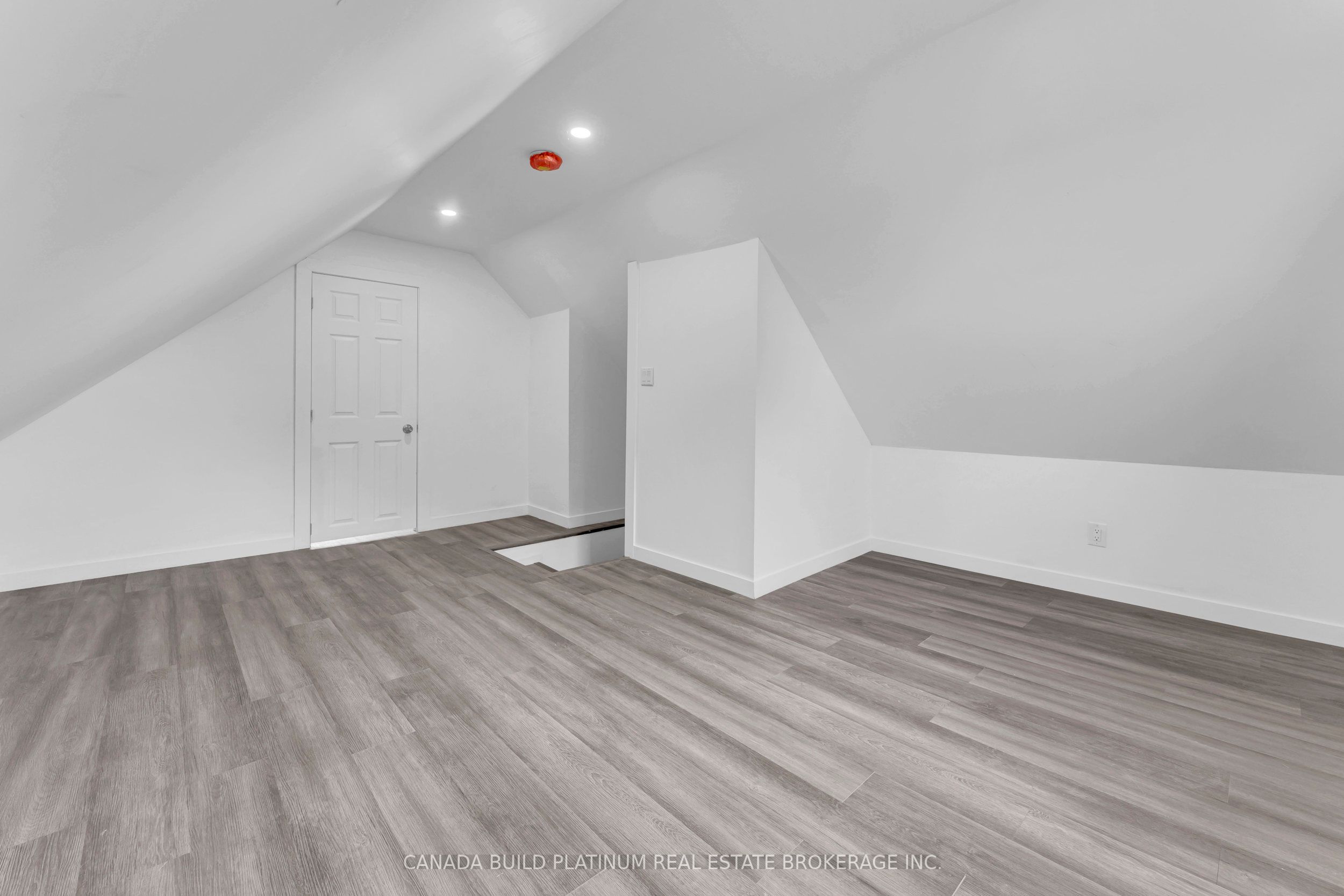 Photo 68 of 51 William Street, Hamilton, Landsdale — HOMEH
