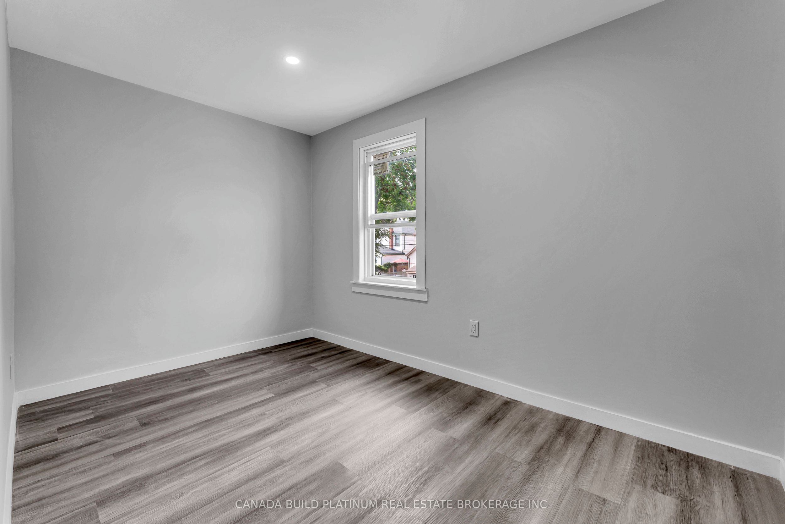 Photo 61 of 51 William Street, Hamilton, Landsdale — HOMEH