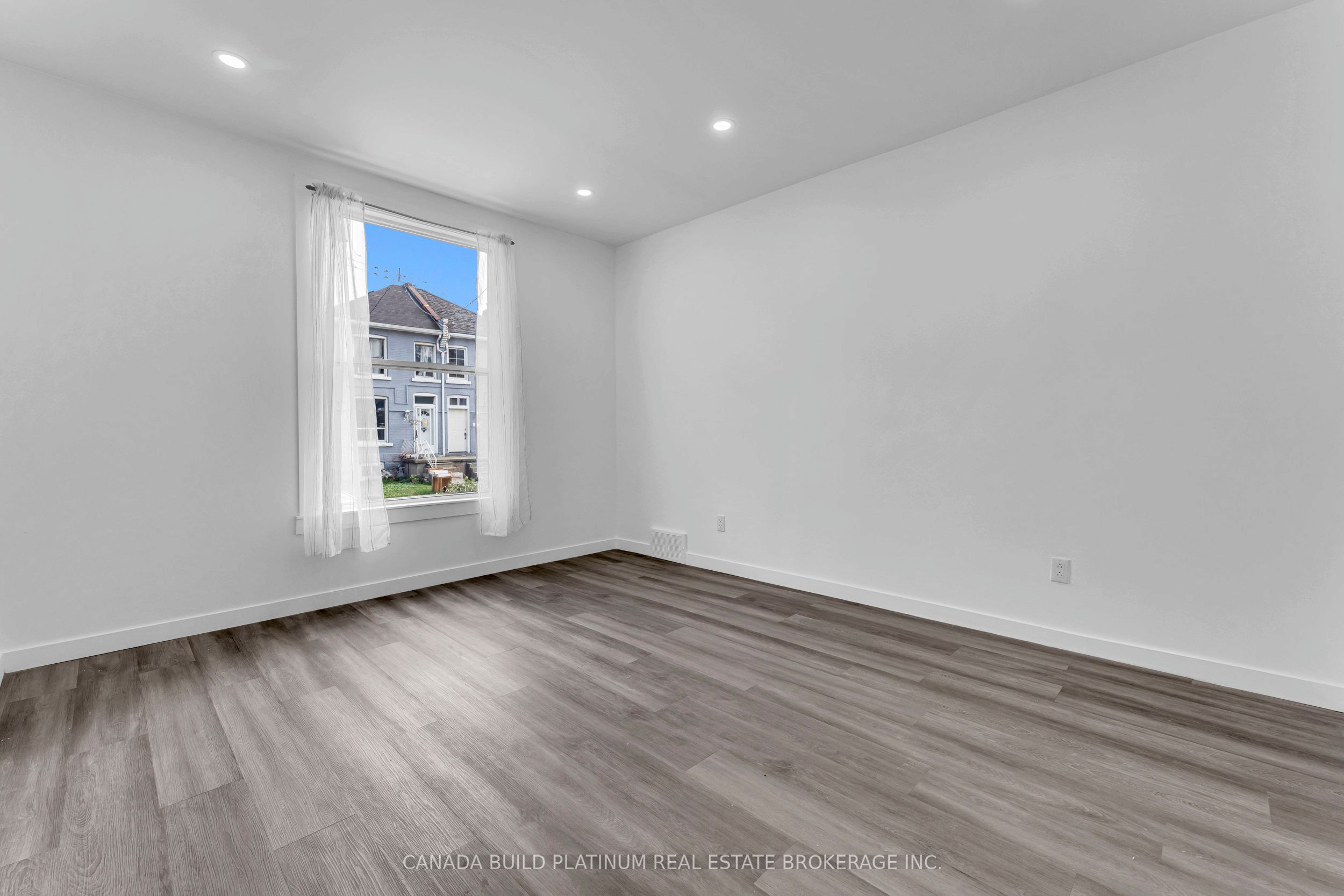 Photo 49 of 51 William Street, Hamilton, Landsdale — HOMEH