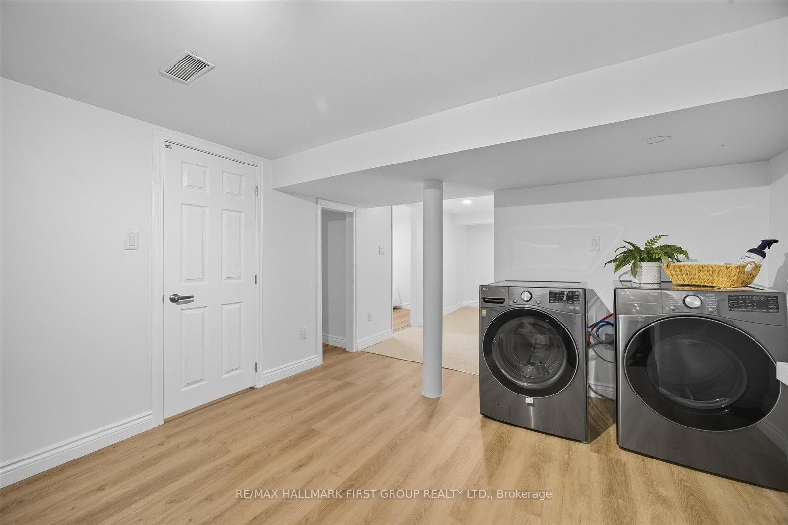 Photo 17 of 15 Pine Street, Ajax, Central — HOMEH