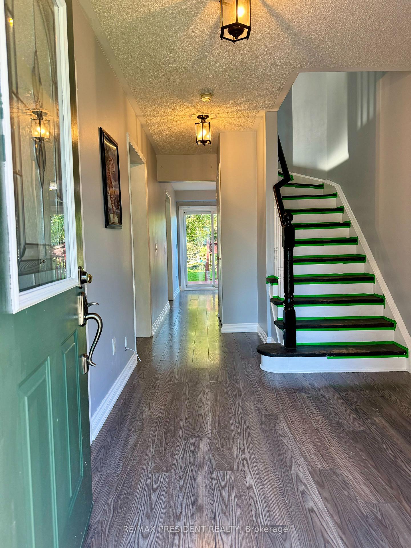 Photo 2 of 38 Nectarine Crescent, Brampton, Westgate — HOMEH
