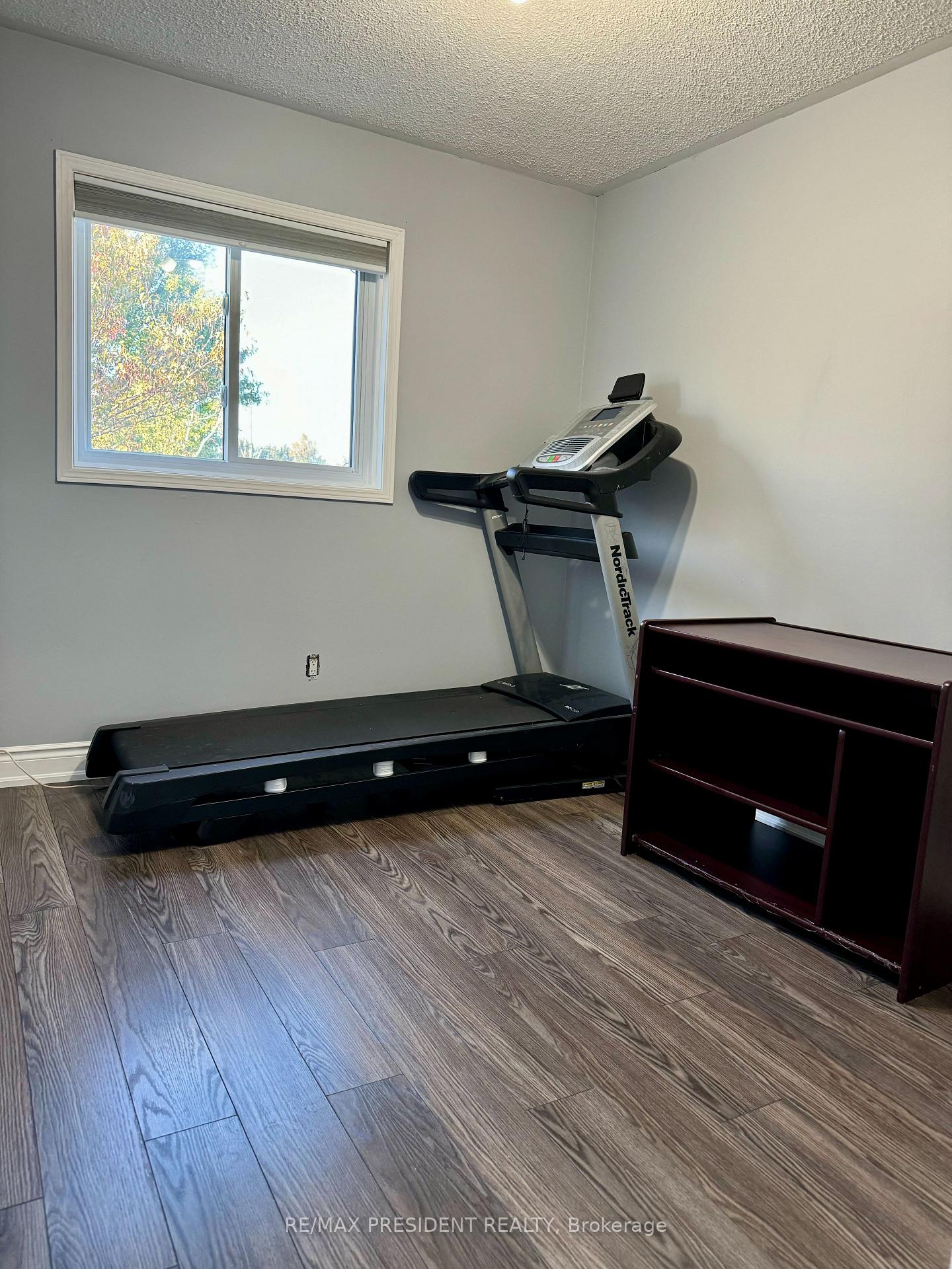 Photo 7 of 38 Nectarine Crescent, Brampton, Westgate — HOMEH