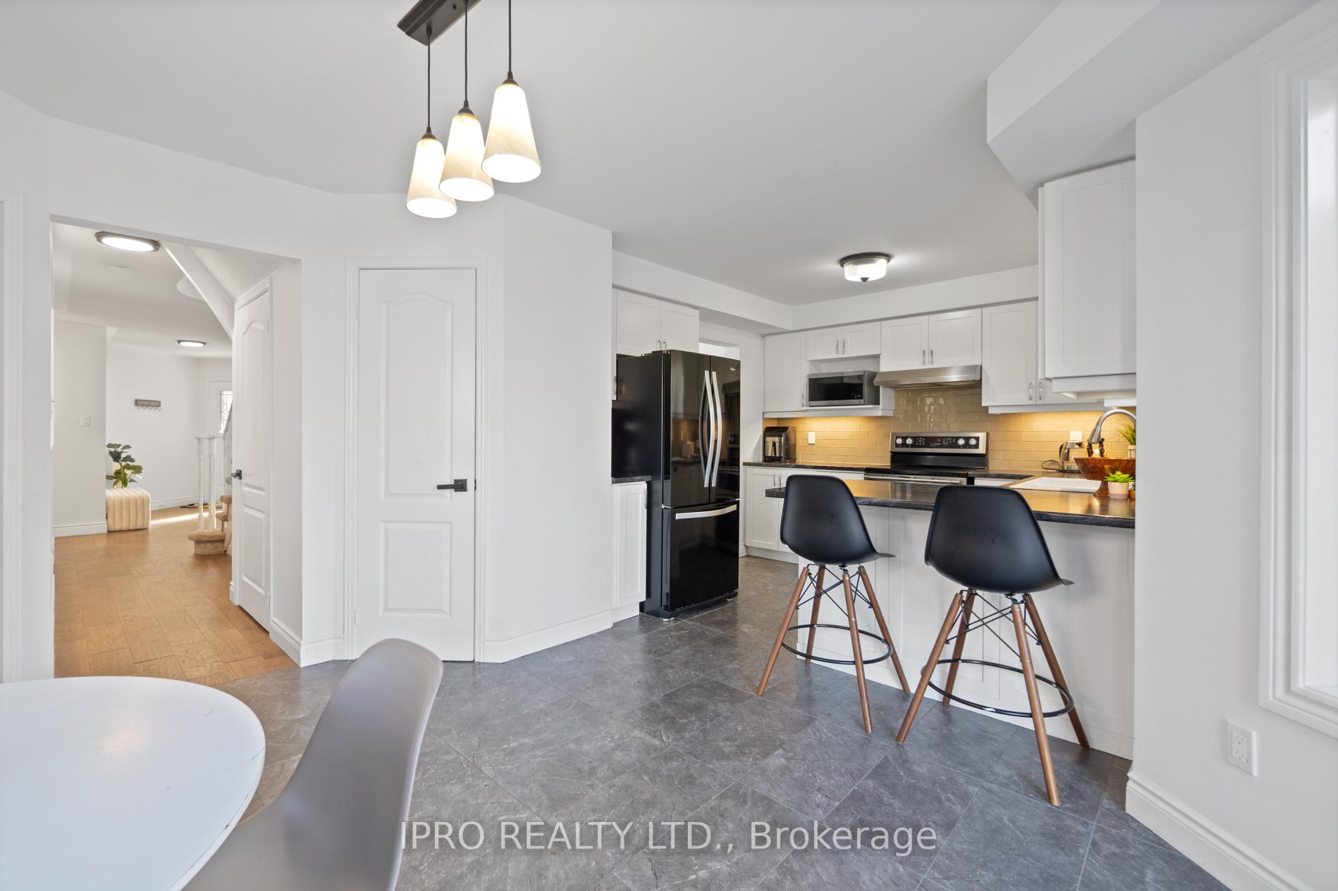 Photo 15 of 39 Watson Road, Halton Hills, Georgetown — HOMEH