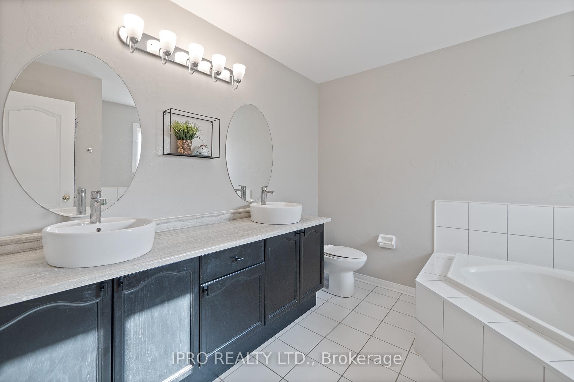 Photo 30 of 39 Watson Road, Halton Hills, Georgetown — HOMEH