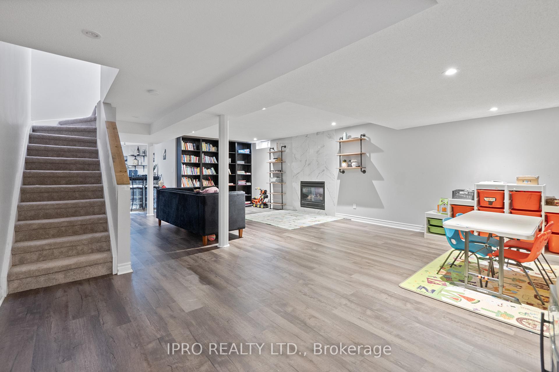 Photo 37 of 39 Watson Road, Halton Hills, Georgetown — HOMEH