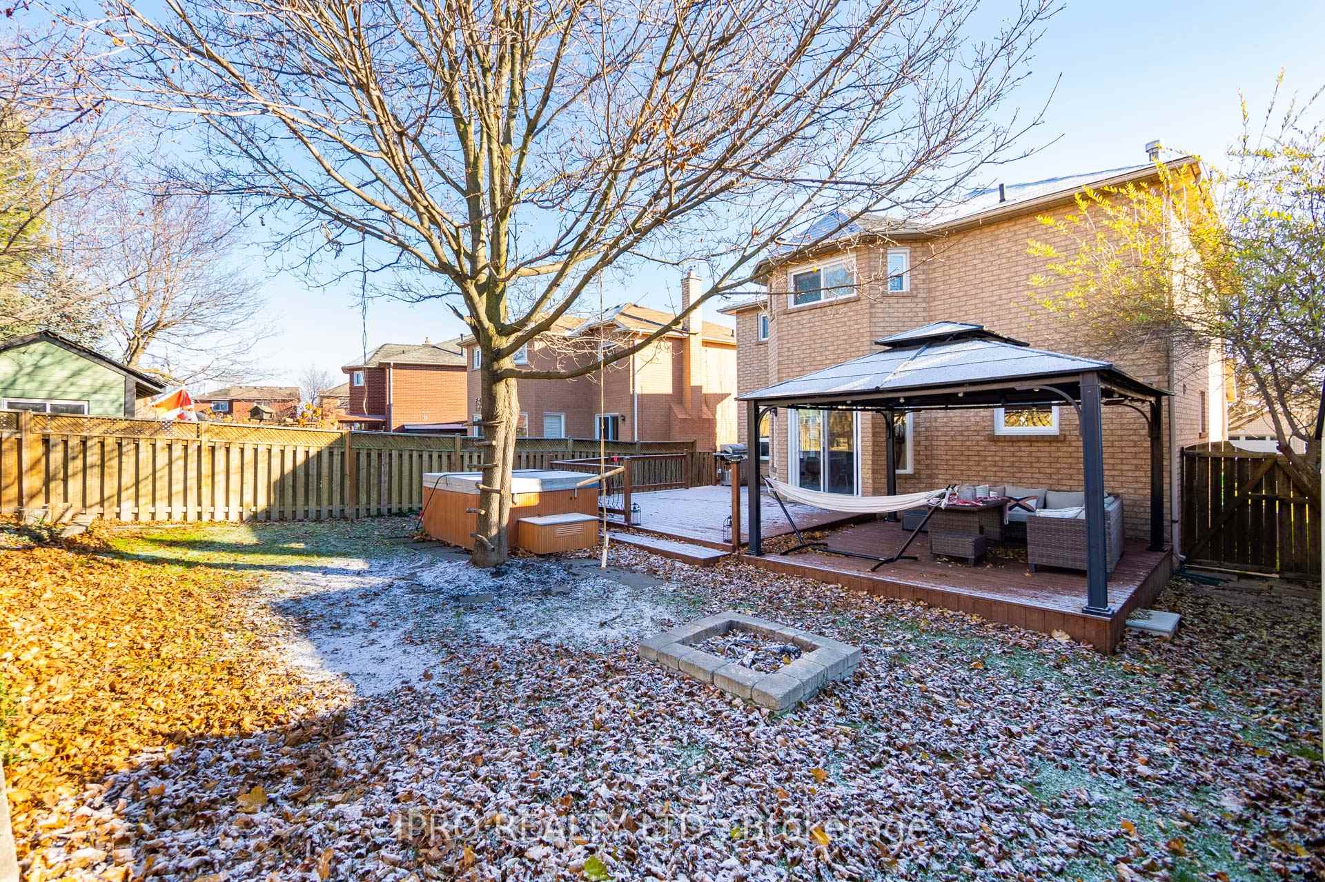 Photo 40 of 39 Watson Road, Halton Hills, Georgetown — HOMEH