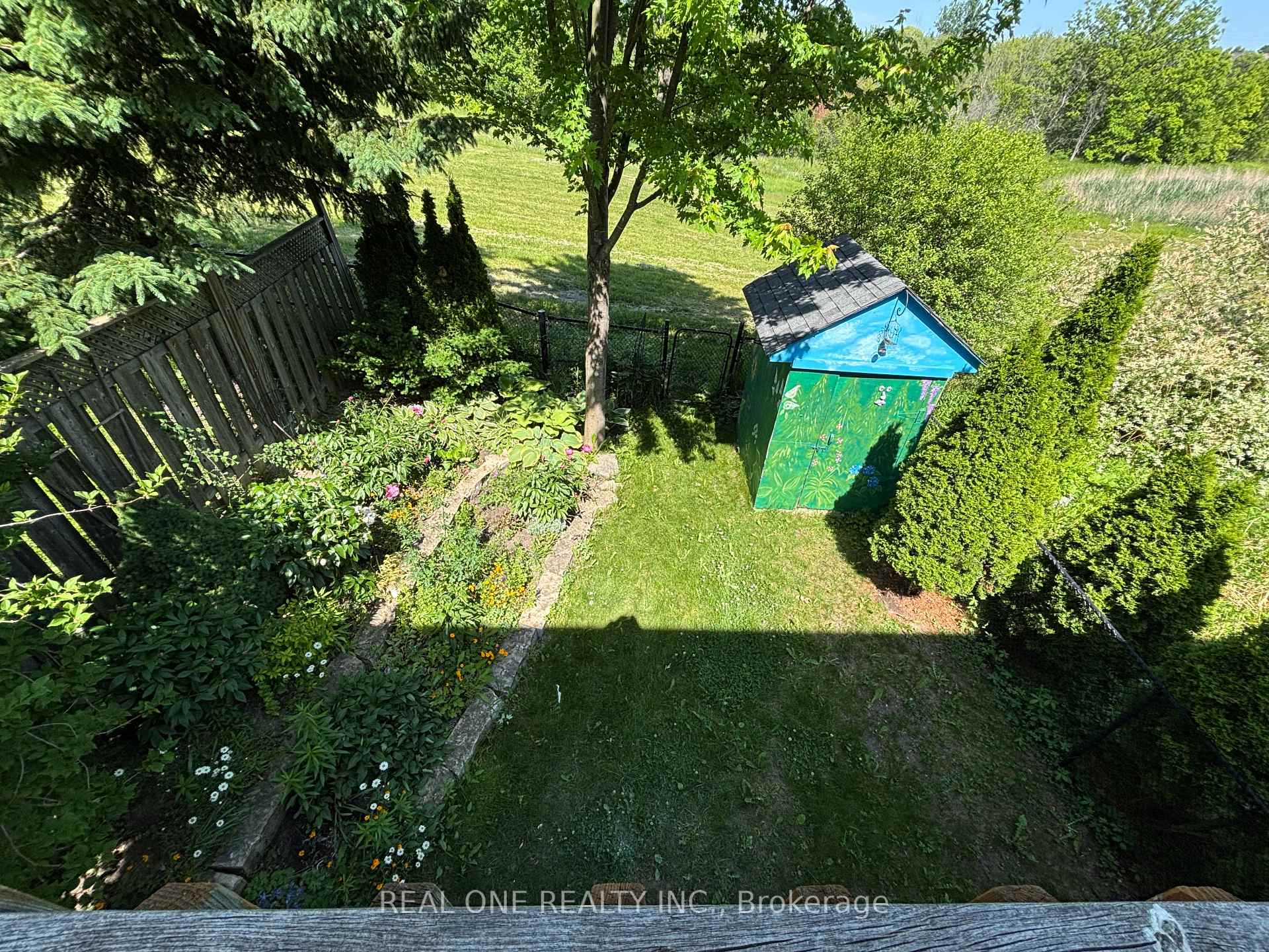 Photo 17 of 218 Pinnacle Trail, Aurora, Bayview Wellington — HOMEH