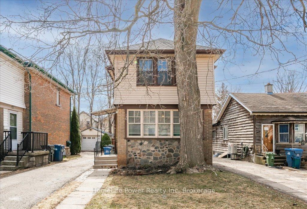 Photo 2 of 136 Oxford Street S, Guelph, Downtown — HOMEH