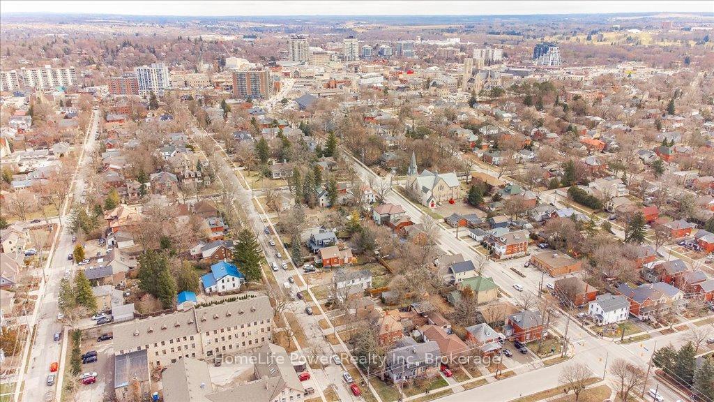Photo 32 of 136 Oxford Street S, Guelph, Downtown — HOMEH