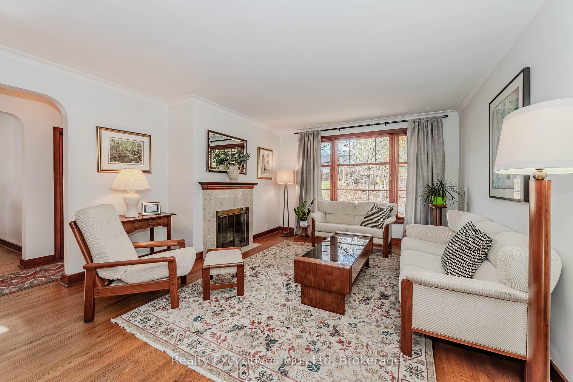 Photo 16 of 8 Echo Drive, Guelph, Dovercliffe Park/Old University — HOMEH