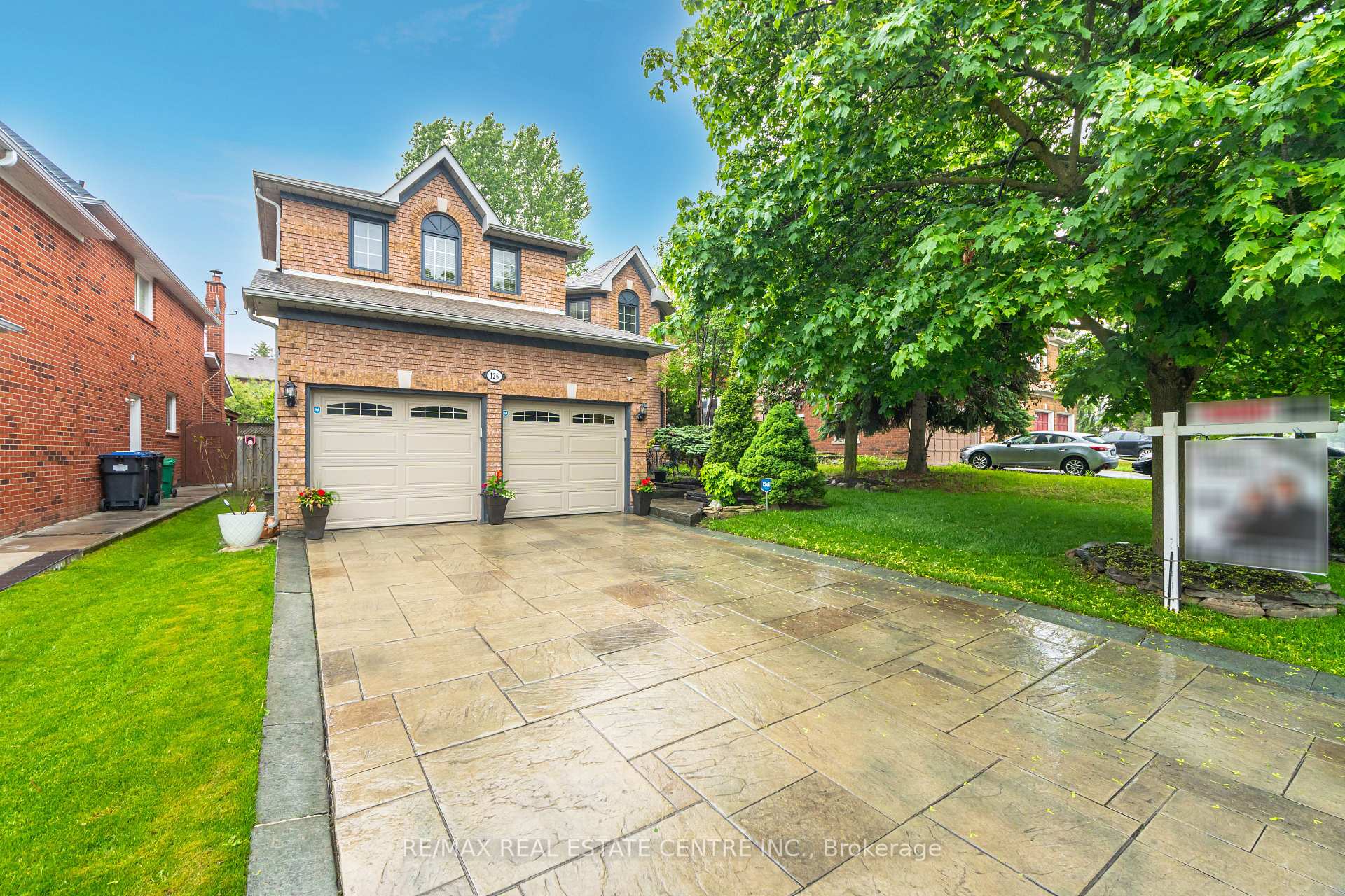 Photo 1 of 126 Eagleridge Drive, Brampton, Sandringham-Wellington — HOMEH