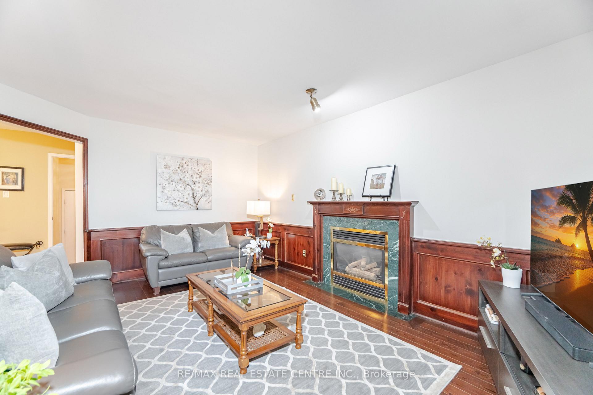 Photo 24 of 126 Eagleridge Drive, Brampton, Sandringham-Wellington — HOMEH