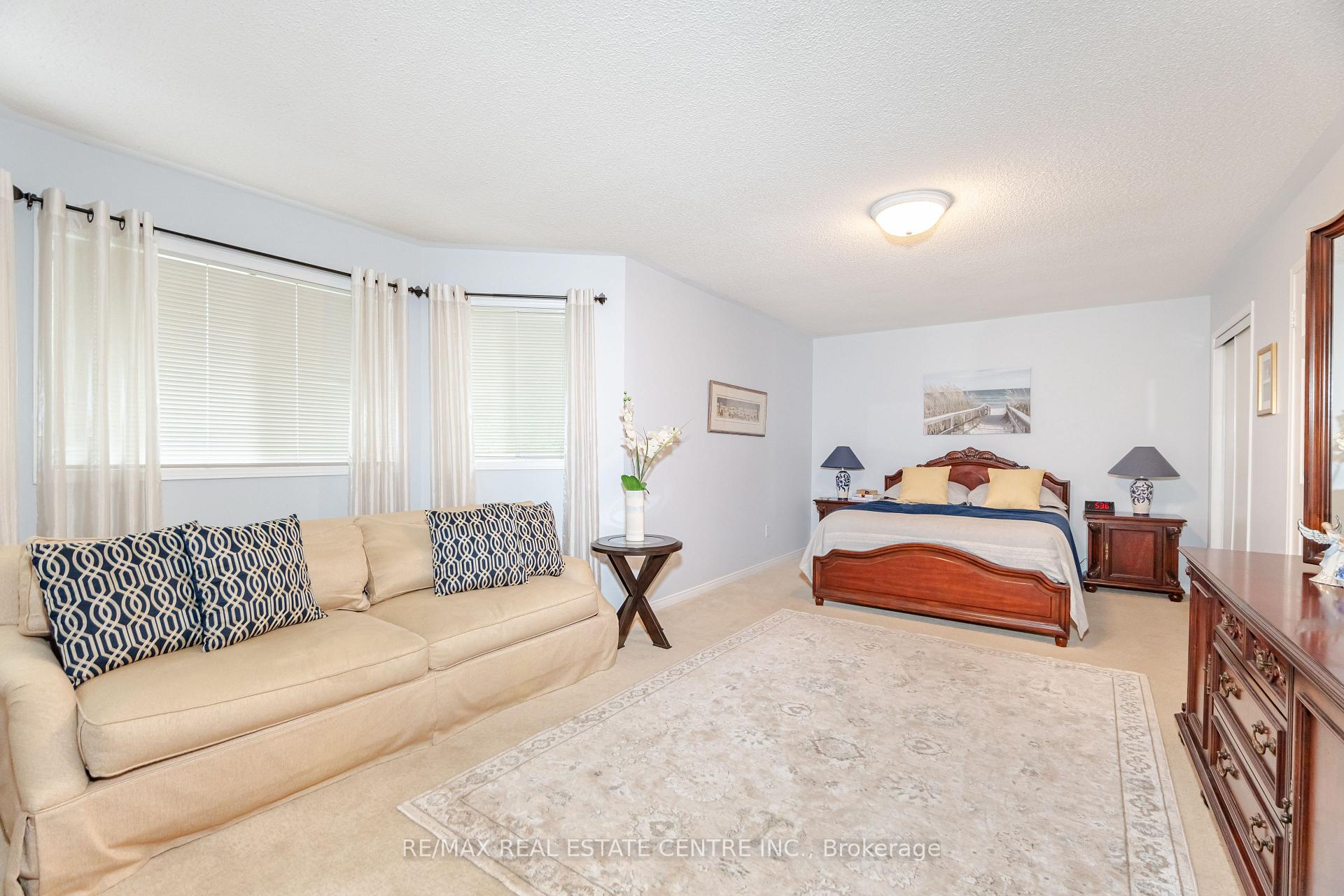 Photo 31 of 126 Eagleridge Drive, Brampton, Sandringham-Wellington — HOMEH