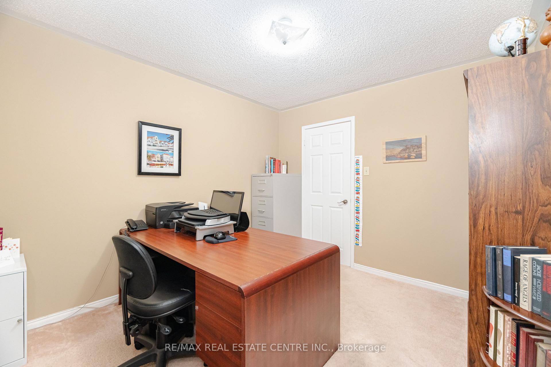 Photo 45 of 126 Eagleridge Drive, Brampton, Sandringham-Wellington — HOMEH