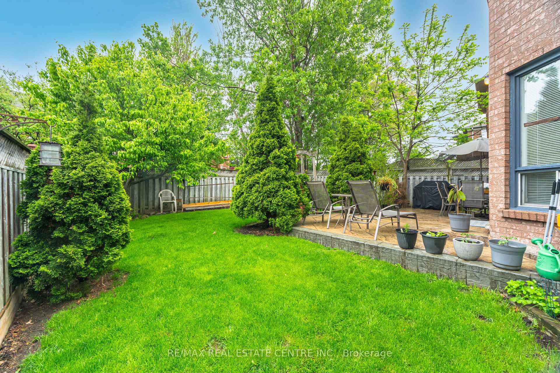 Photo 47 of 126 Eagleridge Drive, Brampton, Sandringham-Wellington — HOMEH
