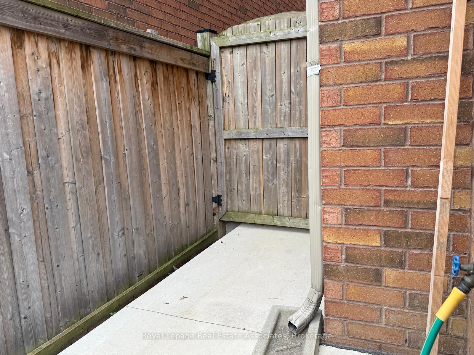Photo 15 of 7 Lavallee Crescent, Brampton, Credit Valley — HOMEH