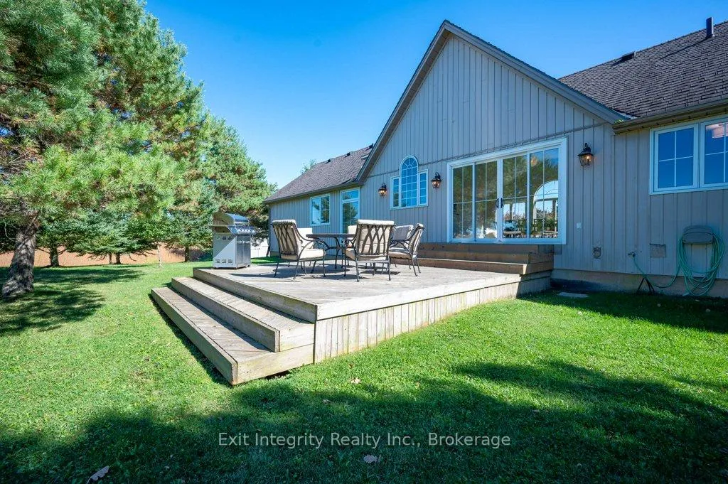 Photo 107 of 407 Harrisburg Road, Hamilton, Rural Flamborough — HOMEH