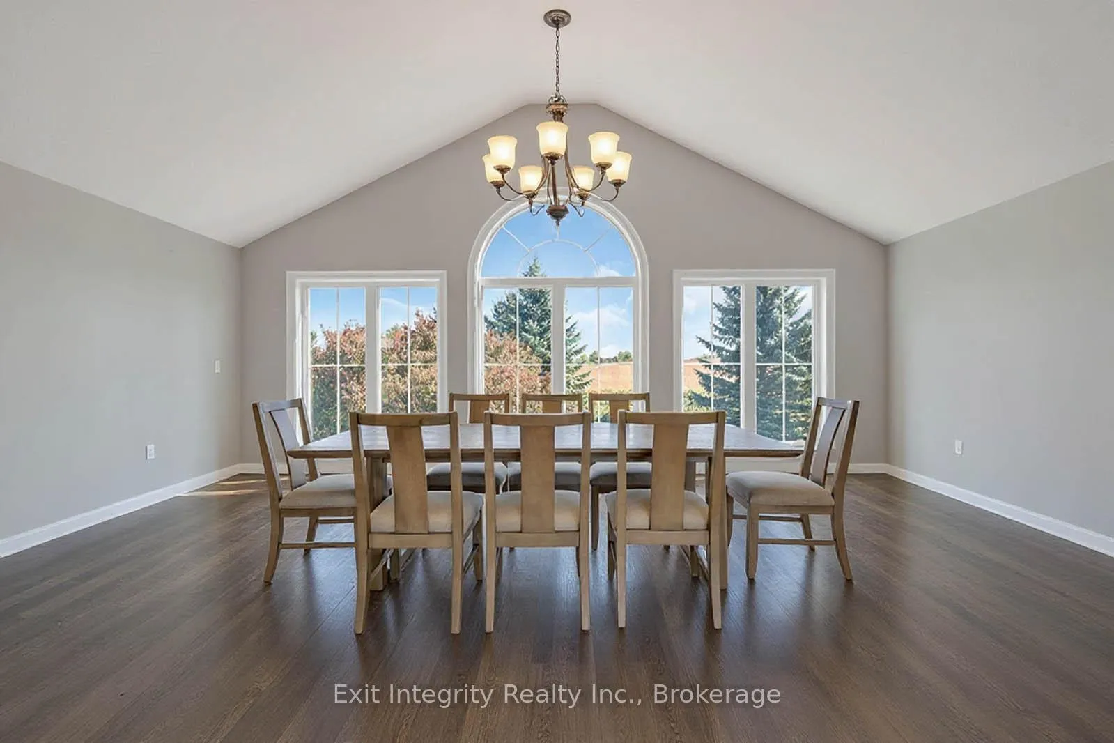 Photo 178 of 407 Harrisburg Road, Hamilton, Rural Flamborough — HOMEH